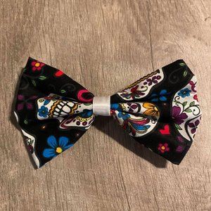 Black and White Sugar Skull Hair Bow (Large)